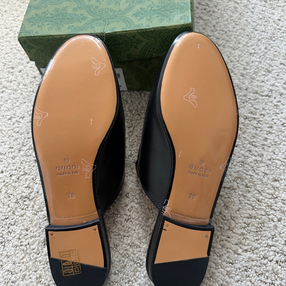 Gucci Loafer - Picture 2 of 3